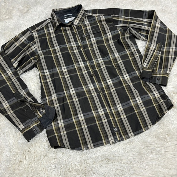 Columbia Men’s Flannel Shirt Plaid Long Sleeve Button Down Omni-Wick Vented Med - Picture 1 of 11